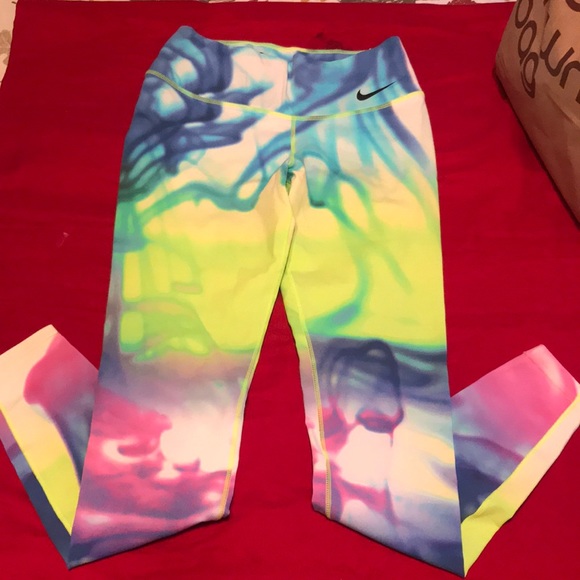 Nike Pants - Mike Dri Fit Work Out Leggings